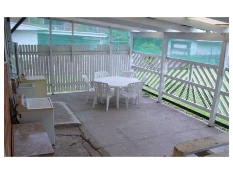 158 and 160 Torquay Road, Scarness QLD 4655