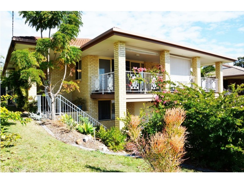 59 Hillcrest Avenue, Scarness QLD 4655