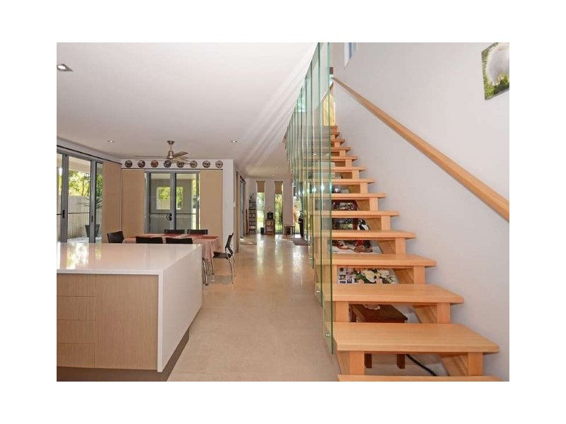 43 Lyons Street, Point Vernon QLD 4655