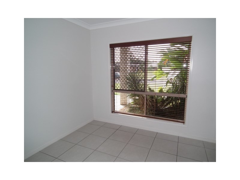 37 Seahorse Circuit, Dundowran Beach QLD 4655