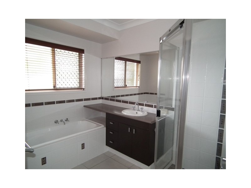 37 Seahorse Circuit, Dundowran Beach QLD 4655