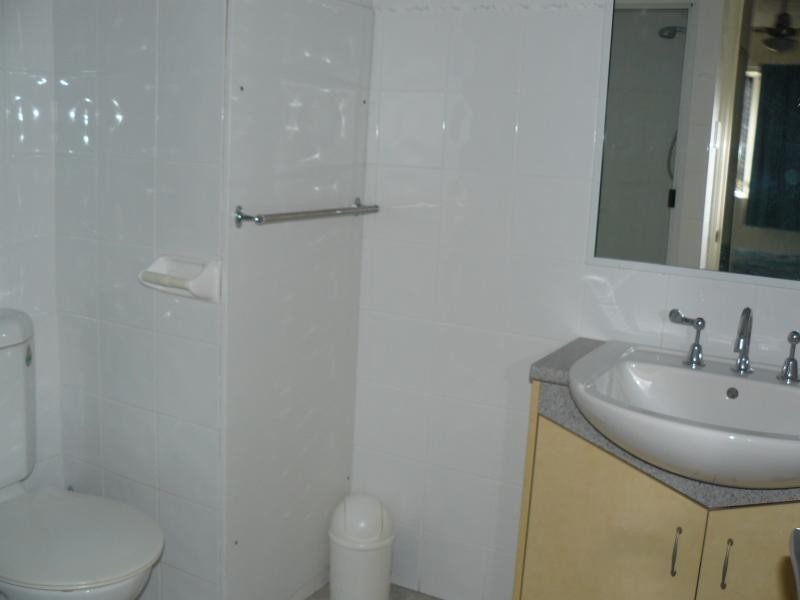 102 396 Esplanade, Torquay QLD 4655