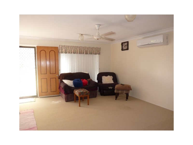 7 Pebble Court, Torquay QLD 4655