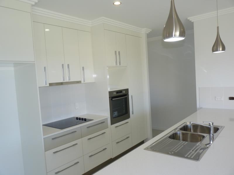 20 Bronte Place, Urraween QLD 4655