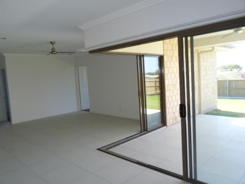 20 Bronte Place, Urraween QLD 4655