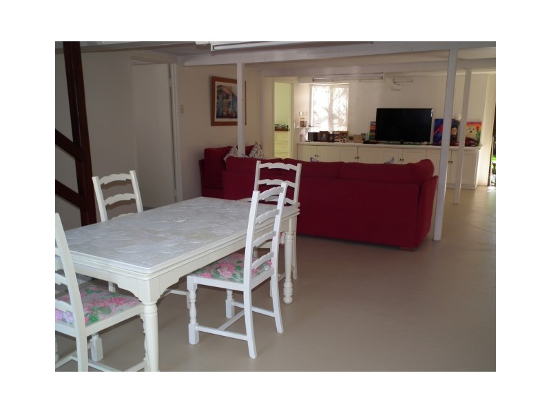 13 Thomas Street, Pialba QLD 4655