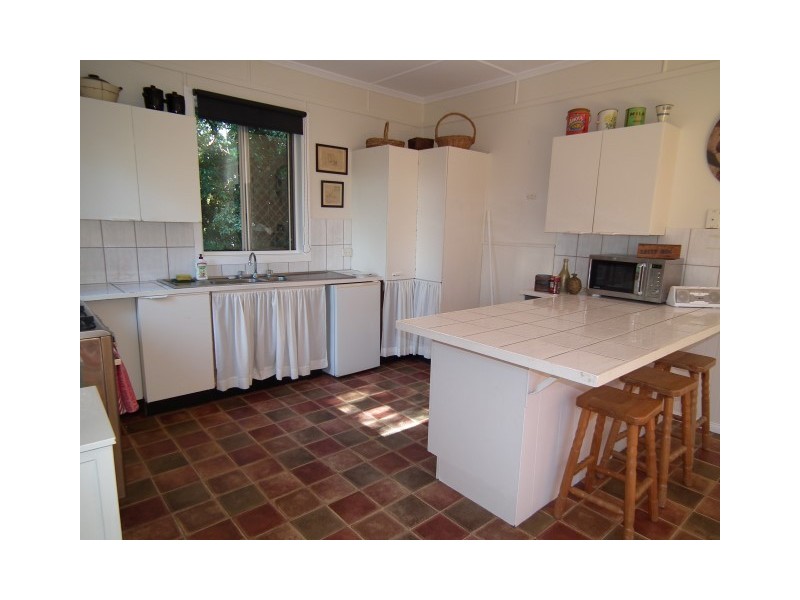 13 Thomas Street, Pialba QLD 4655