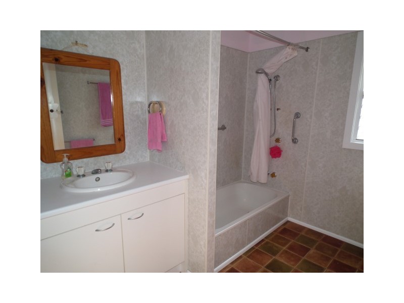 13 Thomas Street, Pialba QLD 4655