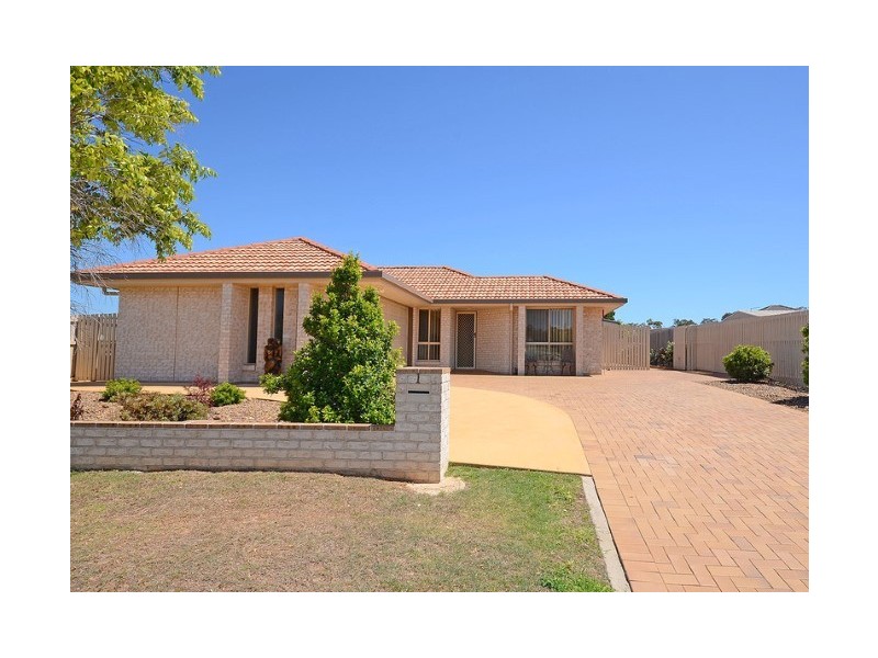 1 Pembridge Circuit, Urraween QLD 4655