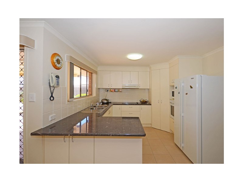 1 Pembridge Circuit, Urraween QLD 4655