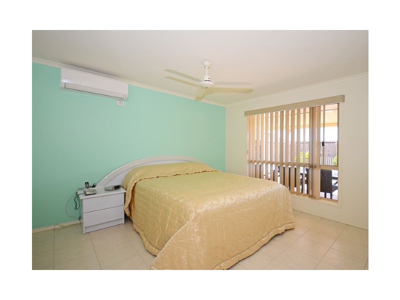1 Pembridge Circuit, Urraween QLD 4655