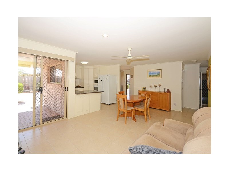 1 Pembridge Circuit, Urraween QLD 4655