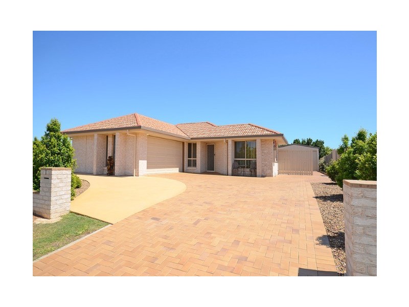 1 Pembridge Circuit, Urraween QLD 4655