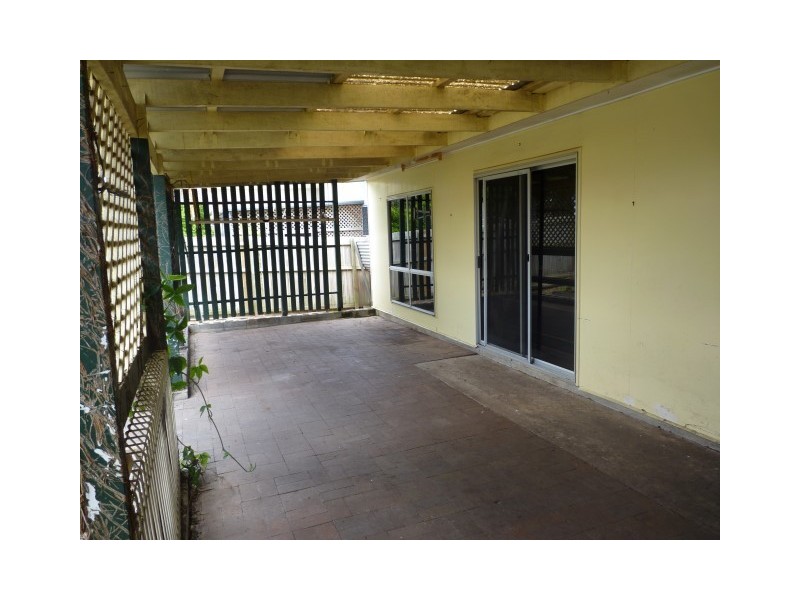 16 Mary Street, Scarness QLD 4655