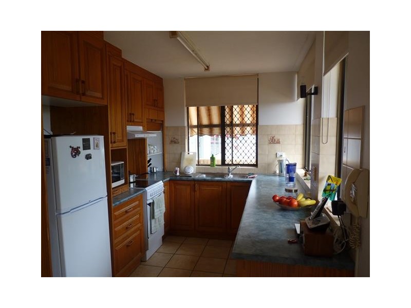 1/242 Esplanade, Pialba QLD 4655