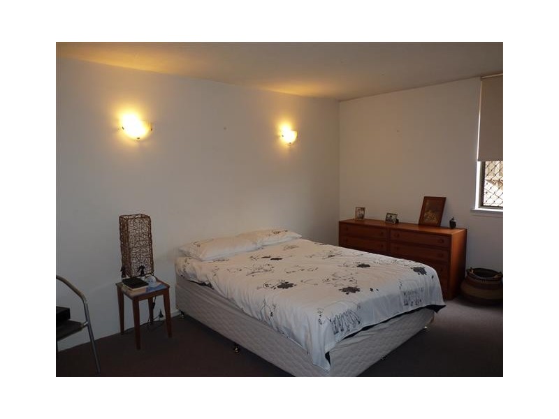1/242 Esplanade, Pialba QLD 4655