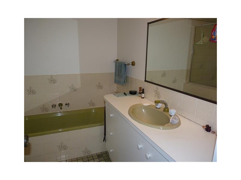 1/242 Esplanade, Pialba QLD 4655