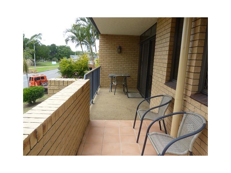 1/242 Esplanade, Pialba QLD 4655