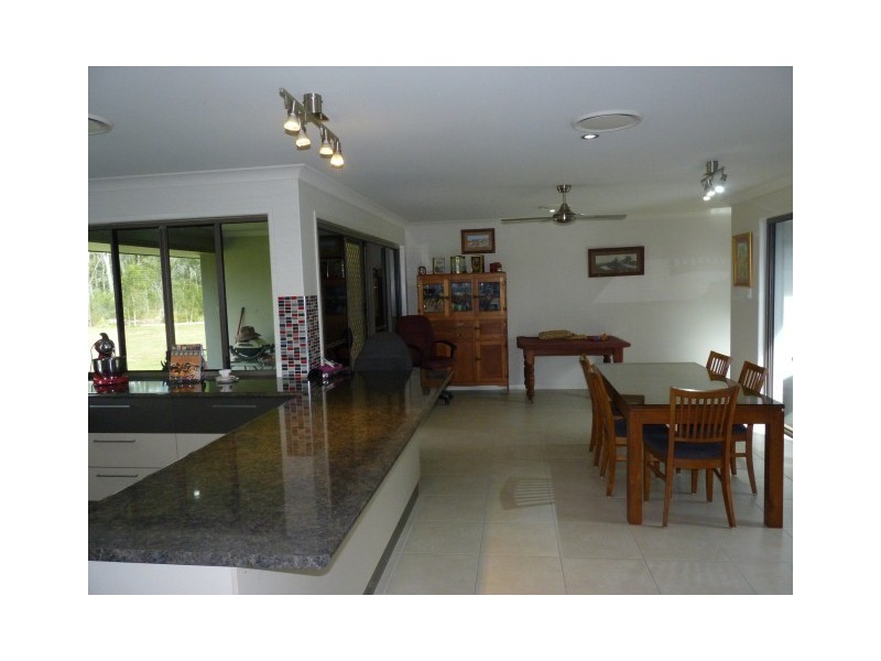 2 Steley Street, Howard QLD 4659