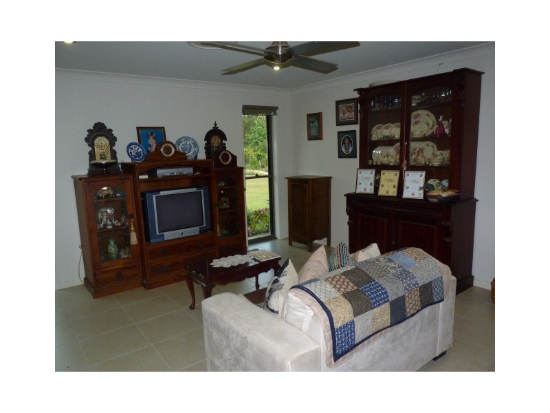 2 Steley Street, Howard QLD 4659