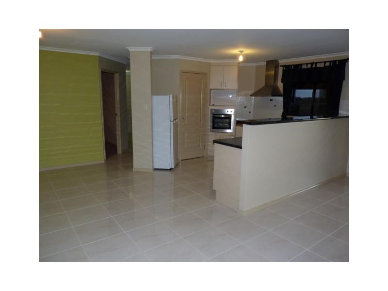 12 Mac Stocks Drive, Dundowran Beach QLD 4655