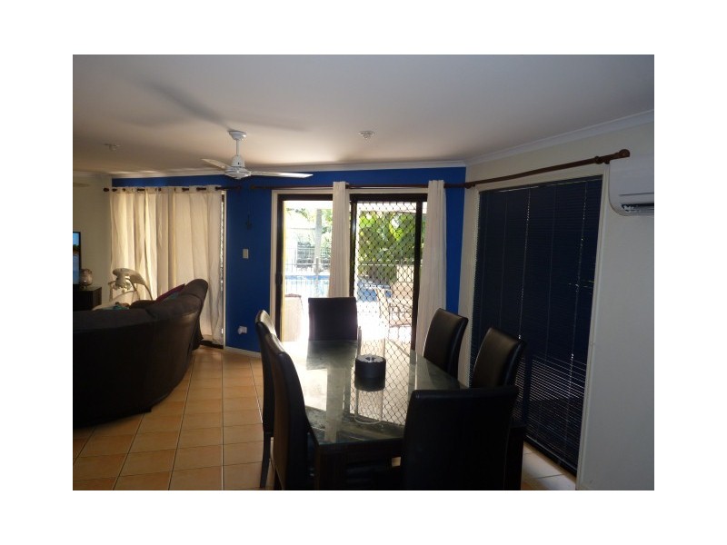 2 Woralie Way, Urraween QLD 4655