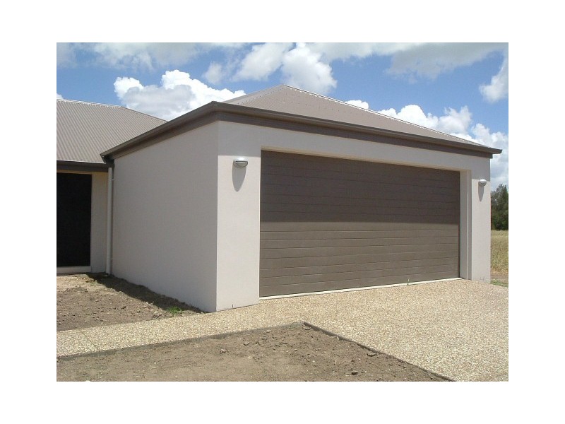 30 Spinnaker Drive, Point Vernon QLD 4655