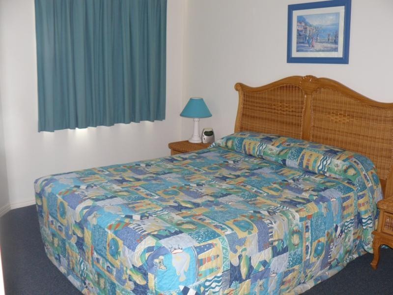 101 396 Esplanade, Torquay QLD 4655