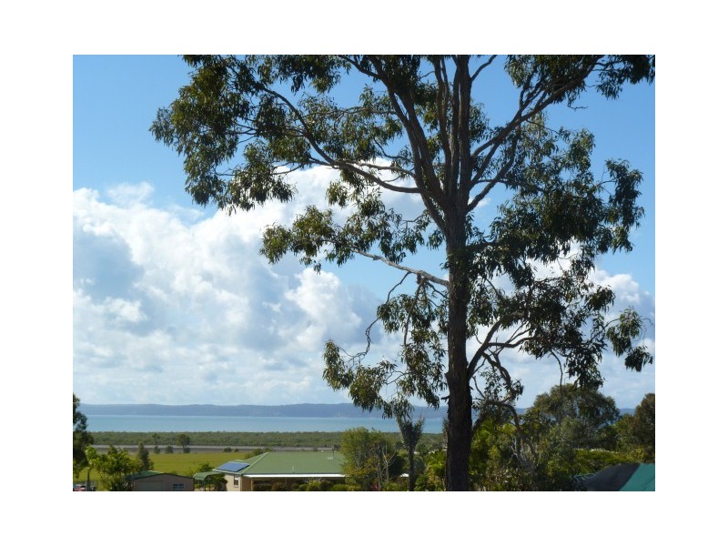 22 Schooner Rise, River Heads QLD 4655