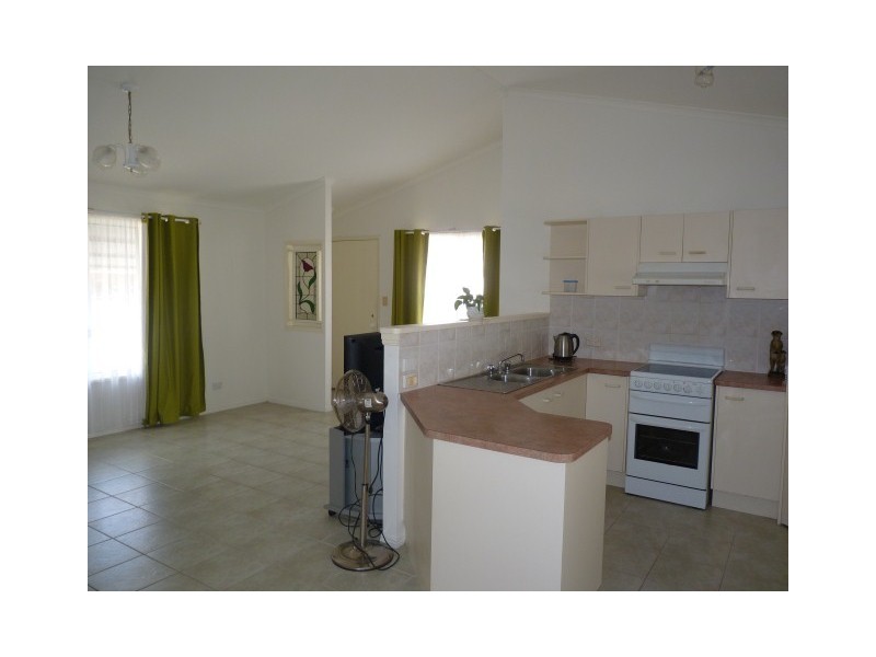97/7 Bay Drive, Pialba QLD 4655