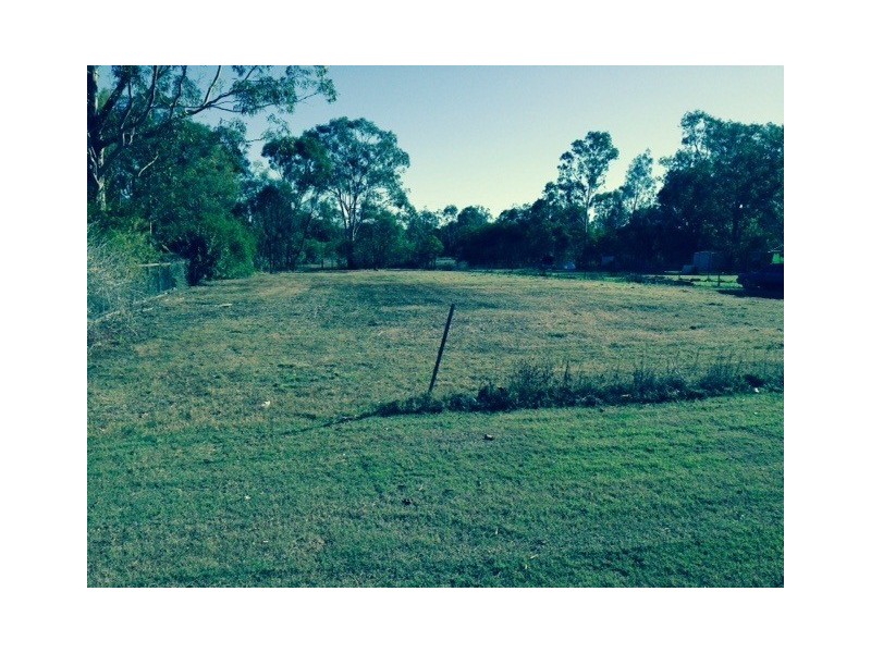 12 Hunter Street, Torbanlea QLD 4662