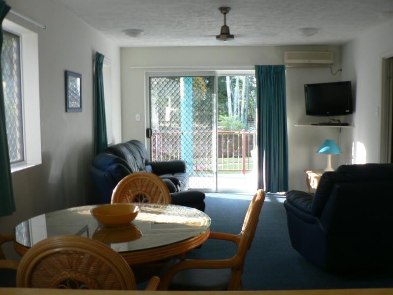 101 396 Esplanade, Torquay QLD 4655