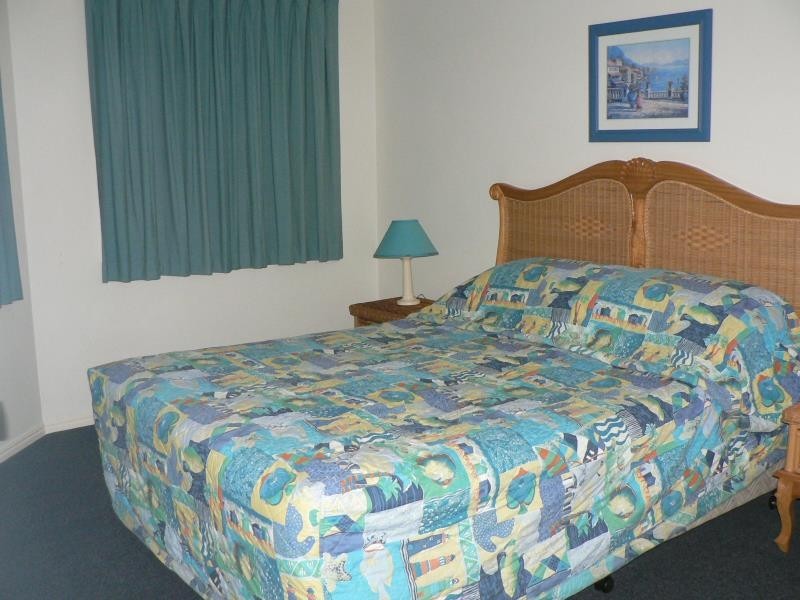 101 396 Esplanade, Torquay QLD 4655