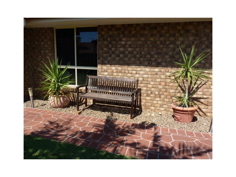 5 Figbird Close, Eli Waters QLD 4655