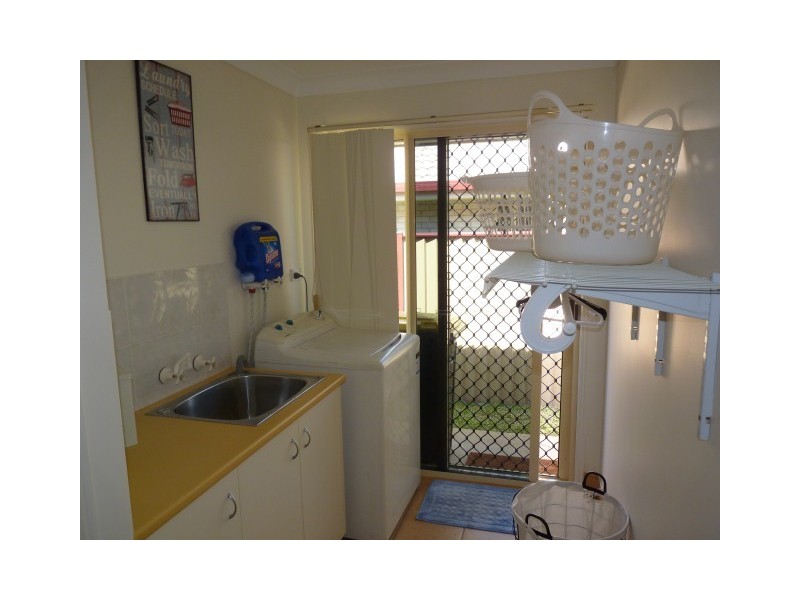 5 Figbird Close, Eli Waters QLD 4655