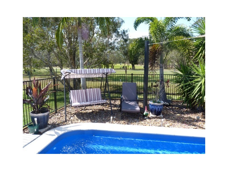 5 Figbird Close, Eli Waters QLD 4655