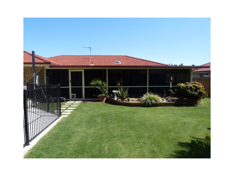 5 Figbird Close, Eli Waters QLD 4655