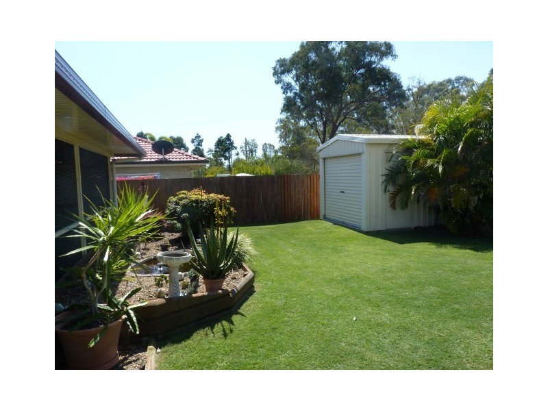 5 Figbird Close, Eli Waters QLD 4655
