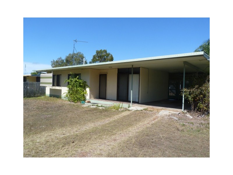 95 East Street, Scarness QLD 4655