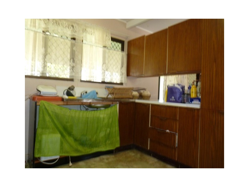 95 East Street, Scarness QLD 4655