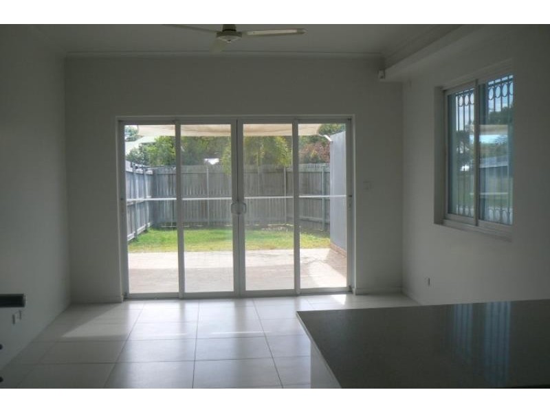 1/13-19 Hythe Street, Pialba QLD 4655