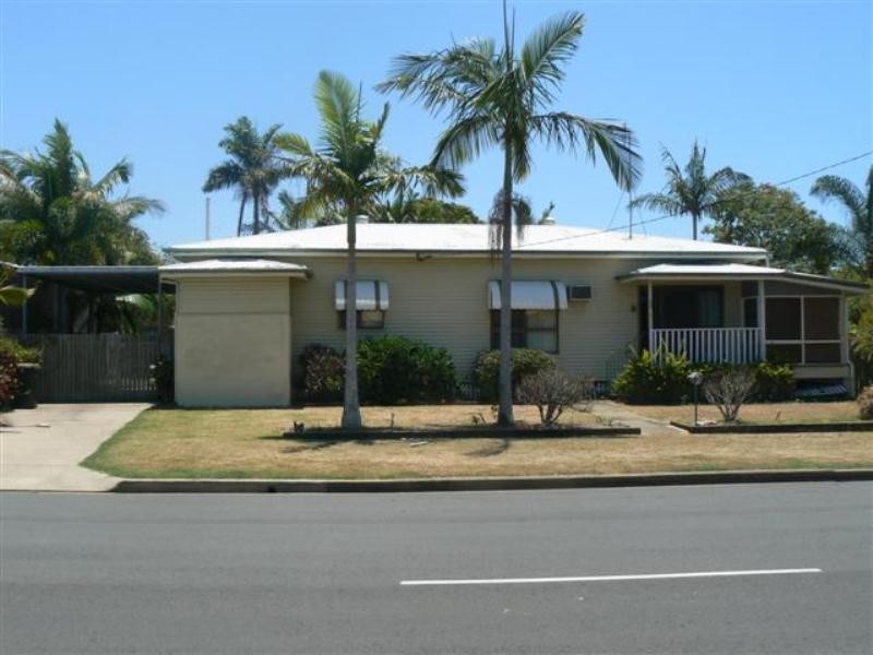 25 Zephyr Street, Scarness QLD 4655