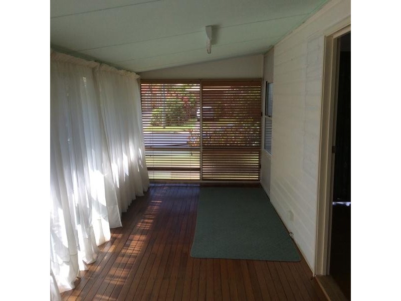 25 Zephyr Street, Scarness QLD 4655