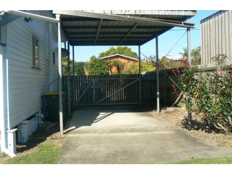 25 Zephyr Street, Scarness QLD 4655