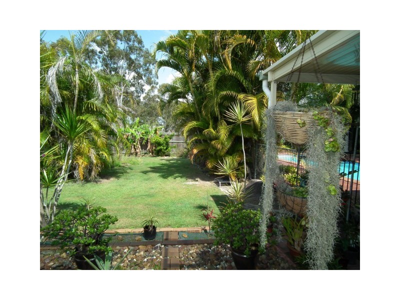 15 Southerden Street, Torquay QLD 4655
