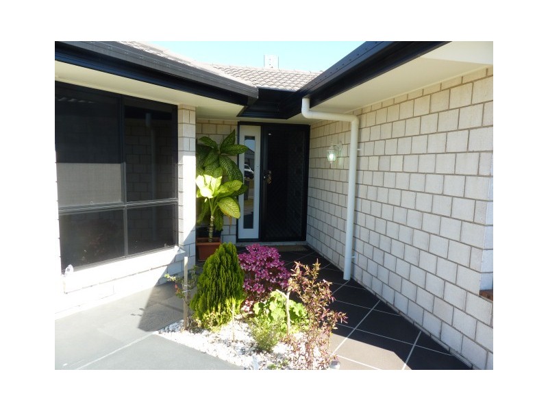 45 Archer Drive, Point Vernon QLD 4655