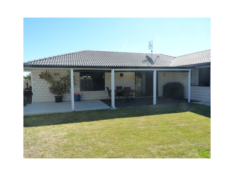 45 Archer Drive, Point Vernon QLD 4655