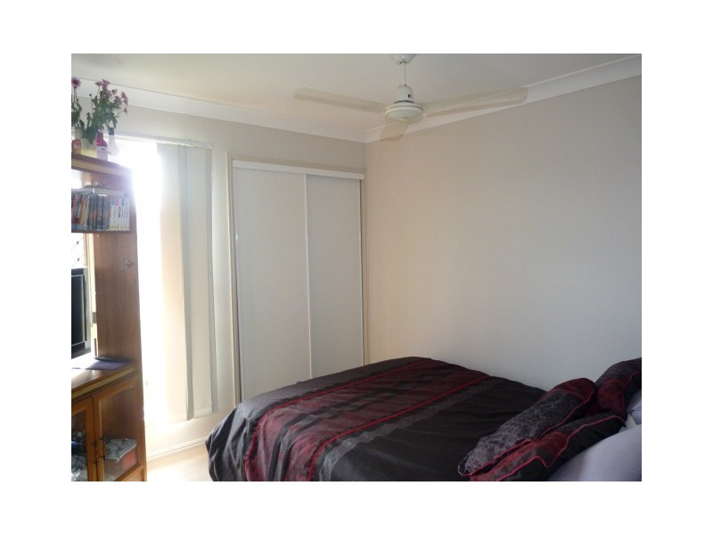 3 Bushlark Avenue, Eli Waters QLD 4655