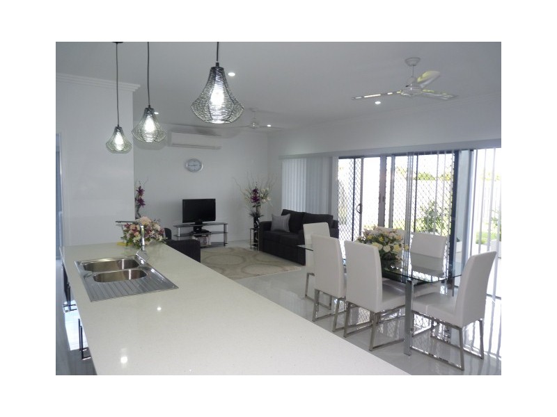 56 Royal Drive, Kawungan QLD 4655