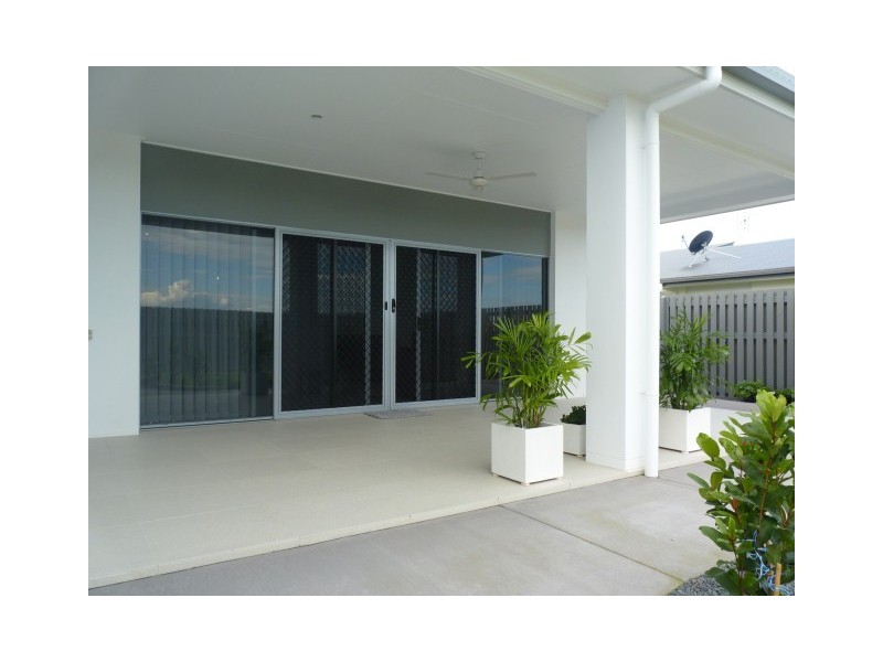 56 Royal Drive, Kawungan QLD 4655